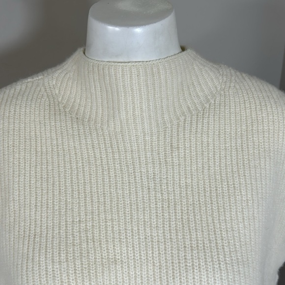 Anthropologie Cream Sleeveless Sweater Top - Picture 3 of 11